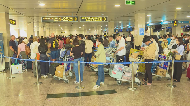 60 Giây ngày 7/2/2026 | Tân Sơn Nhất sẽ lập kỷ lục chưa từng có: hơn 1.000 chuyến bay/ngày dịp Tết - Ảnh 1.