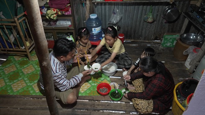 Người thân là động lực để Hương Liên nỗ lực vượt khó - Ảnh 7.