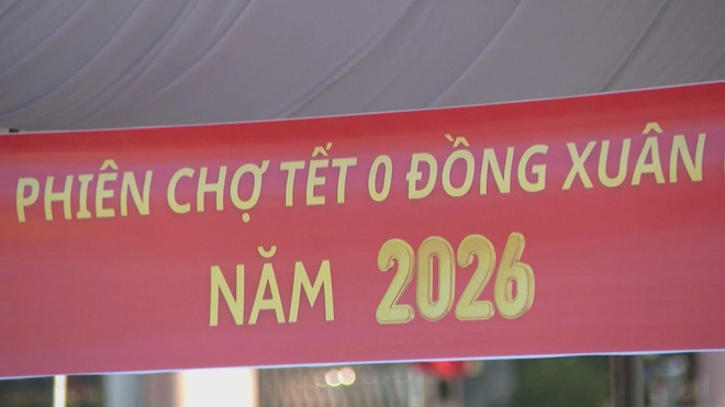 Ấm áp mùa xuân từ những vòng tay sẻ chia với người lao động tự do - Ảnh 3.