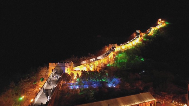 Vạn Lý Trường Thành Bát Đạt Lĩnh mở tour tham quan buổi tối dịp Tết - Ảnh 2.