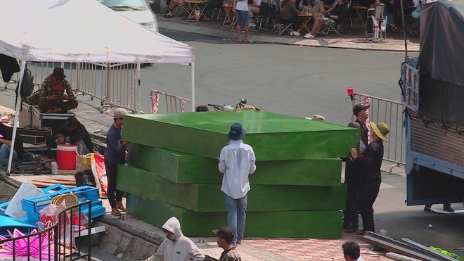 Chợ hoa Xuân "Trên bến dưới thuyền" 2026: Ghe hoa tấp nập cập bến, sẵn sàng cho mùa Tết cao điểm - Ảnh 5.