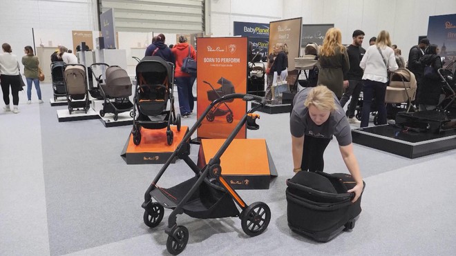 Những mẫu xe đẩy siêu đắt, phiên bản giới hạn ở Babe Show - Ảnh 2.