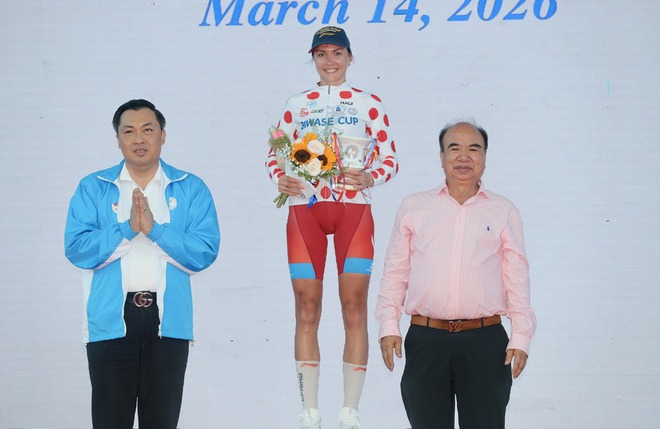 UCI Biwase Cup 2026: Nguyễn Thị Thật giành Áo xanh chung cuộc- Ảnh 4.