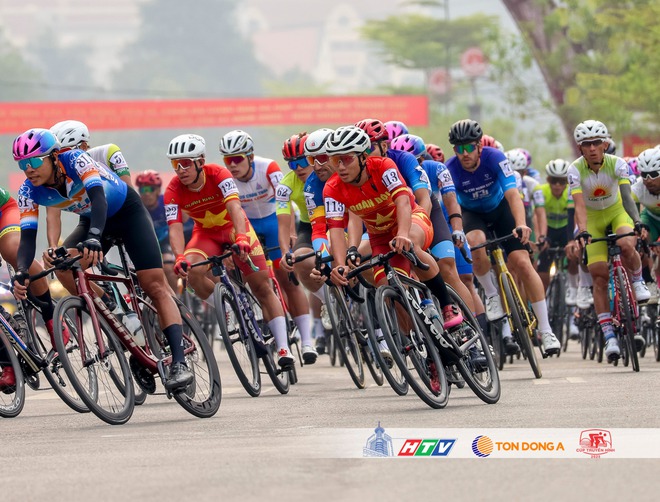 Nhìn lại Cúp Truyền hình 2025 - Chặng 1 - Ảnh 1.