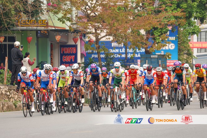 Nhìn lại Cúp Truyền hình 2025 - Chặng 1 - Ảnh 4.