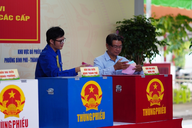 Rộn ràng “Ngày hội non sông” trên thành phố mang tên Bác - Ảnh 35.