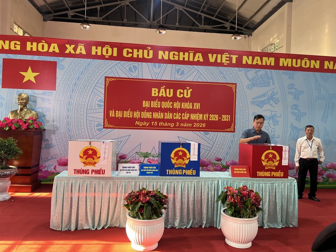 [Trực tiếp] Cầu truyền hình “Ngày hội non sông”: Nhiều gia đình cùng nhau đi bầu - Ảnh 19.