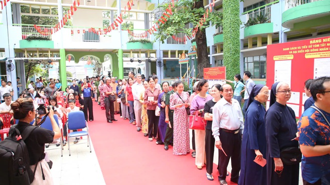 Rộn ràng “Ngày hội non sông” trên thành phố mang tên Bác - Ảnh 30.