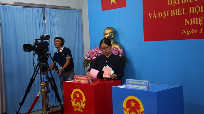 Rộn ràng “Ngày hội non sông” trên thành phố mang tên Bác - Ảnh 32.