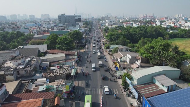 TP. Hồ Chí Minh tăng tốc hoàn thiện dự án mở rộng Quốc lộ 13 - Ảnh 4.