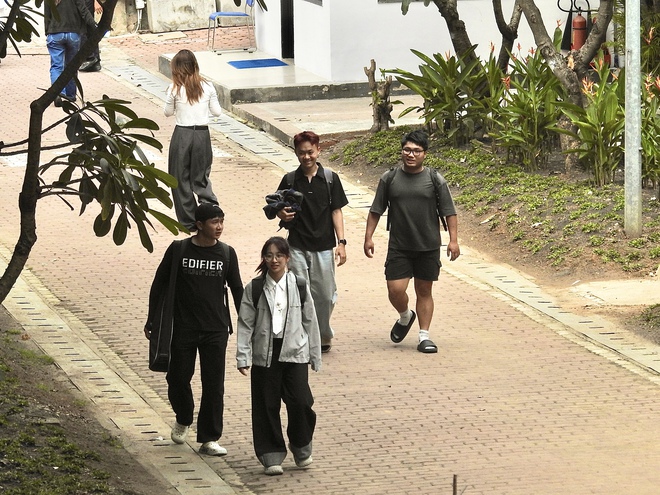 Check-in Nhà Văn hóa Thanh niên phiên bản mới: góc nào cũng thành ảnh đẹp - Ảnh 3.