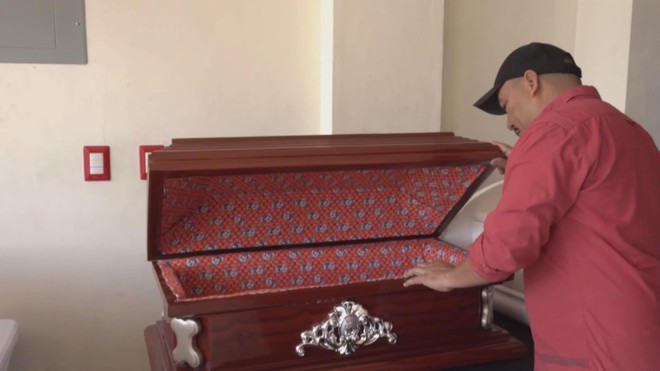 El Salvador: Dịch vụ mai táng đặc biệt cho thú cưng - Ảnh 1.