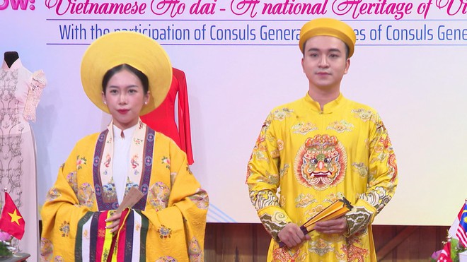 Áo dài Việt - Di sản dân tộc Việt, hội nhập quốc tế - Ảnh 3.