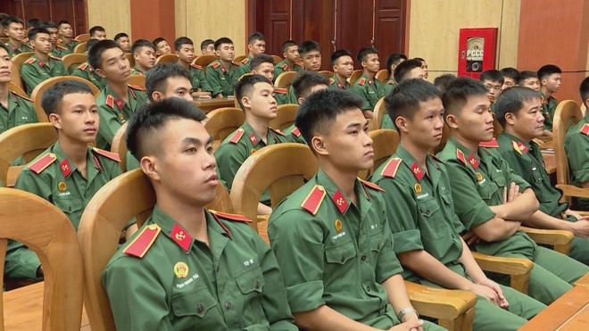 Gặp mặt kỷ niệm 80 năm Ngày thành lập Binh chủng Công binh - Ảnh 4.