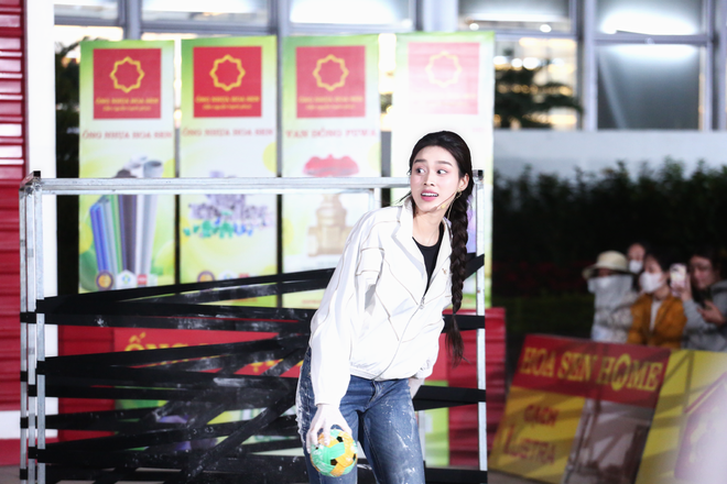 Tập 2 "Mái ấm gia đình Việt" trao hơn 280 triệu đến ba em nhỏ khó khăn - Ảnh 6.