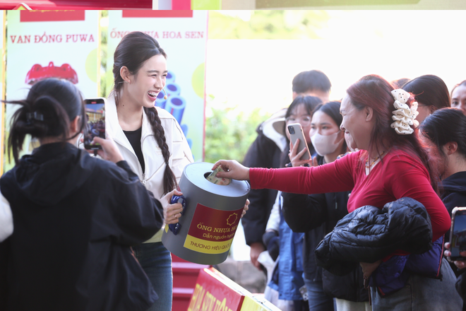 Tập 2 "Mái ấm gia đình Việt" trao hơn 280 triệu đến ba em nhỏ khó khăn - Ảnh 9.