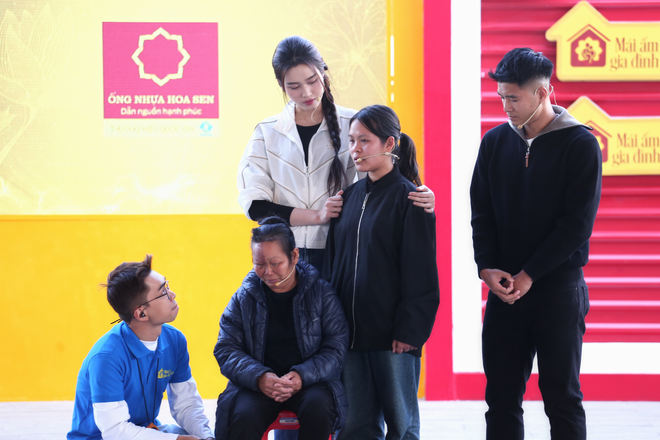 Mái ấm gia đình Việt: Không có cha, cô bé sống trong nỗi lo bơ vơ khi mẹ bệnh - Ảnh 8.