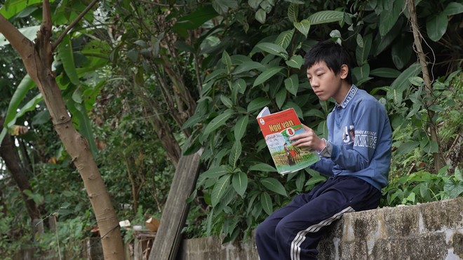 Mái ấm gia đình Việt: Cậu bé mồ côi chỉ mong có tiền mua thuốc cho ông bà - Ảnh 6.