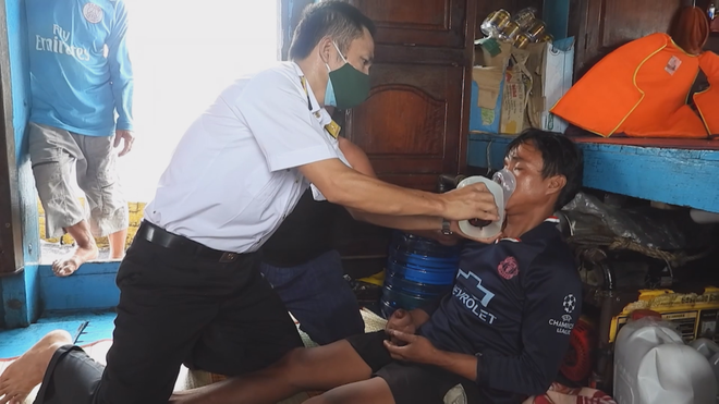 Vùng 2 hải quân đón nhận huân chương, tiểu đoàn DK1 được phong anh hùng lần thứ 2 - Ảnh 4.