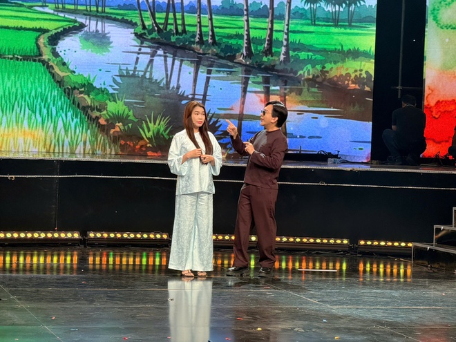 Vầng trăng cổ nhạc 262: Khúc tình ca ngọt ngào trên đồng lúa quê hương- Ảnh 3. Vầng trăng cổ nhạc 262: Khúc tình ca ngọt ngào trên đồng lúa quê hương- Ảnh 3.