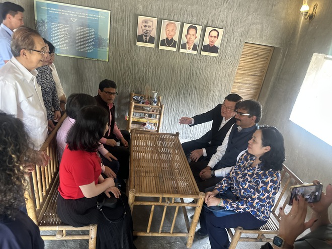 Tổng Lãnh sự Ấn Độ tại TP. Hồ Chí Minh đến thăm Khu Di tích Giồng Dứa- Ảnh 2.