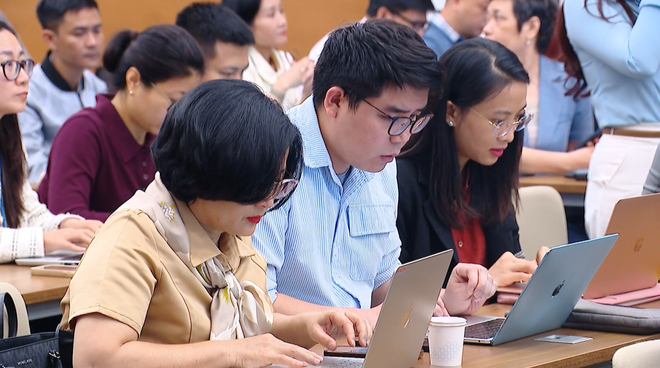 Tỷ lệ cử tri đi bầu đạt mức cao nhất từ trước đến nay- Ảnh 2. Tỷ lệ cử tri đi bầu đạt mức cao nhất từ trước đến nay- Ảnh 2.