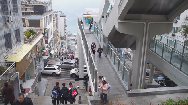 Trung Quốc: Thang cuốn 905 mét lập kỷ lục thang dài nhất thế giới - Ảnh 2.