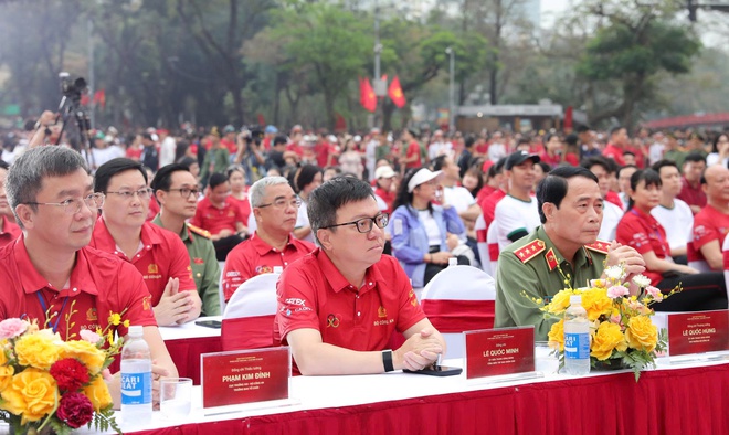 Hơn 15.000 người tham gia Ngày chạy Olympic 2026 tại Hà Nội, lan tỏa phong trào rèn luyện toàn dân - Ảnh 5.