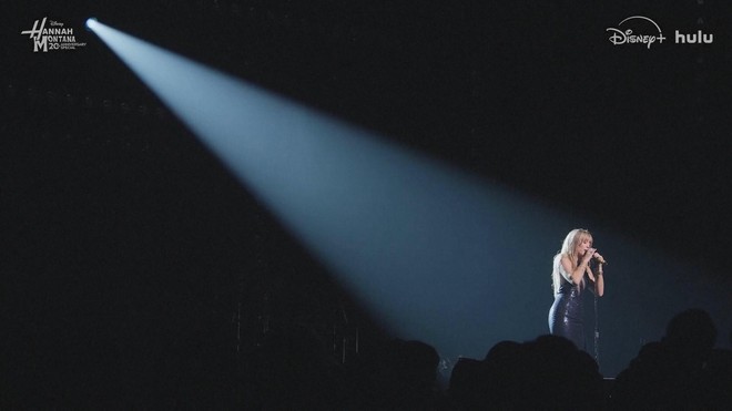 Dàn sao Hannah Montana hội ngộ sau 2 thập kỷ - Ảnh 3.