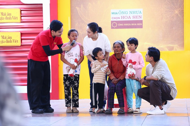 "Mái ấm gia đình Việt" trao hơn 1,5 tỉ đồng cho 18 hoàn cảnh khó khăn tại Đăk Lăk - Ảnh 1.