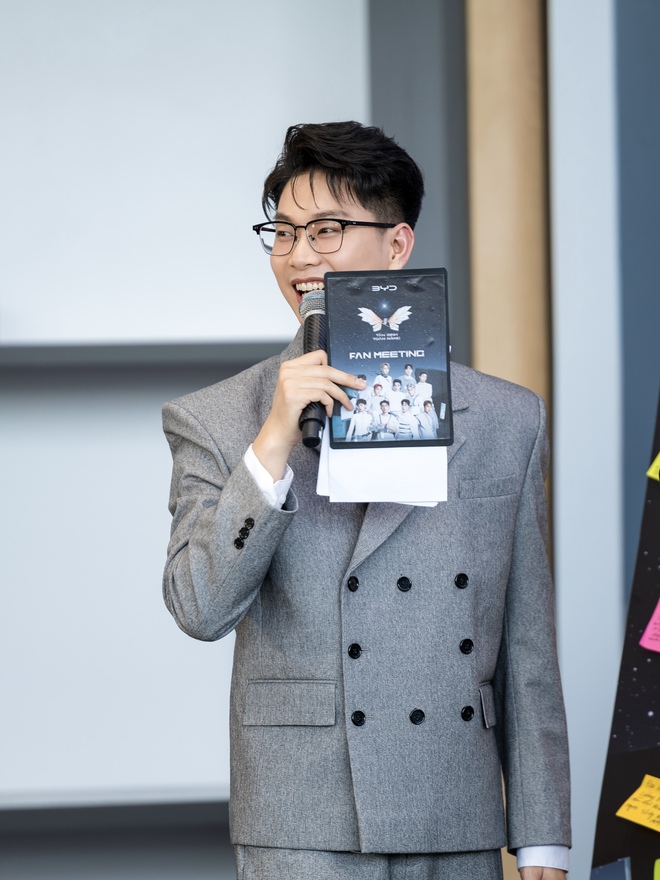 Quán quân The TVFACE Trọng Hiền dẫn dắt đêm Chung kết Miss World Vietnam 2025 - Ảnh 5.