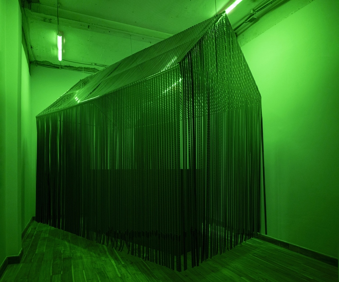 Trong cuộn phim, khu rừng sống mãi: Những thổ lộ về đời sống đô thị hiện đại  - Ảnh 5.