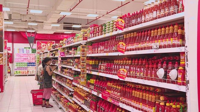 Chuỗi cung ứng hàng tiêu dùng nỗ lực giữ giá trước biến động- Ảnh 3.