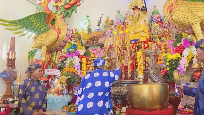 Lễ hội Dinh Cô Long Hải thu hút đông đảo du khách - Ảnh 3.