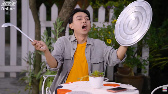 Lẹ không trễ tàu: Diệu kế "gậy ông đập lưng ông" của anh Năm - Ảnh 1.