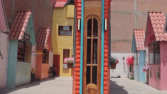 Peru: Ngôi nhà rộng 63 cm muốn lập kỷ lục Guiness - Ảnh 3.