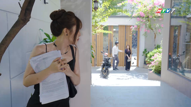 Mê cung ái tình: Quá khứ, chấp niệm và niềm tin - Ảnh 1.