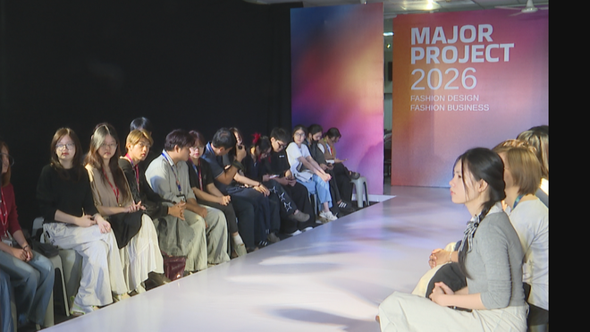 Ấn tượng với đồ án tốt nghiệp của sinh viên Thiết kế Thời trang TDTU- Ảnh 1.
