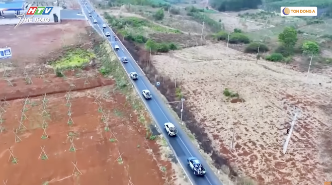 Khởi động Cúp Truyền hình 2026: Đội xe hậu cần ADC Group - “Những người hùng thầm lặng” phía sau tay lái - Ảnh 4.