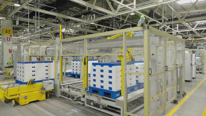 Trung Quốc: Robot hình người bắt đầu làm việc tại nhà máy - Ảnh 3.