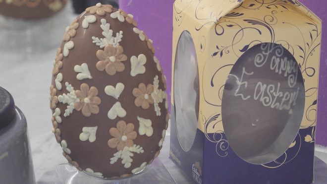 Anh: Ra mắt trứng phục sinh khổng lồ- Ảnh 3. Anh: Ra mắt trứng phục sinh khổng lồ- Ảnh 3.