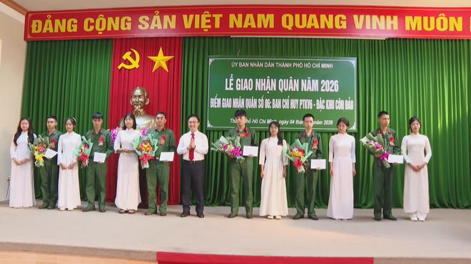 Thời sự HTV ngày 4/3/2026 | Hơn 1.600 thanh niên thuộc địa bàn phòng thủ khu vực 3 chính thức lên đường làm nghĩa vụ - Ảnh 1.