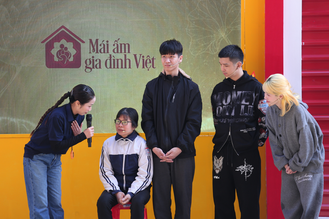 Hậu Hoàng: "Tôi sợ phải trở thành người lớn" - Mái ấm gia đình Việt- Ảnh 3.