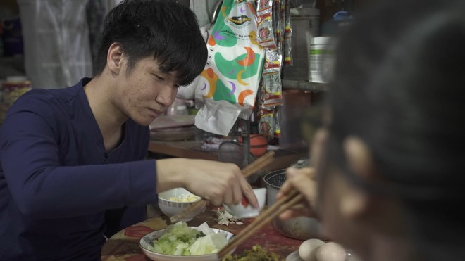 Tuổi 17, Bá Phát làm chỗ dựa cho mẹ và bà mù lòa - Mái ấm gia đình Việt- Ảnh 6.