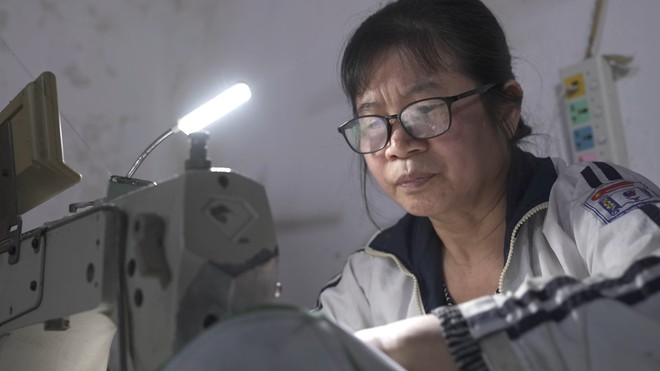 Tuổi 17, Bá Phát làm chỗ dựa cho mẹ và bà mù lòa - Mái ấm gia đình Việt- Ảnh 2.