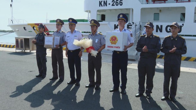 Thời sự trưa HTV ngày 6/3/2026 I Rộn ràng cờ hoa hướng về ngày ngày hội non sông - Ảnh 4.