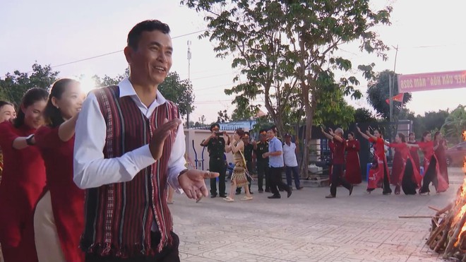 Rộn ràng ngày hội văn hóa đồng bào dân tộc thiểu số - Ảnh 7.