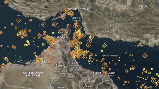 Hàng chục ngàn người mắc kẹt ở Vịnh Ba Tư do xung đột - Ảnh 1.