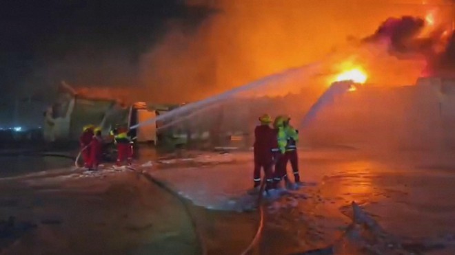 Xung đột Trung Đông ngày thứ 7: Israel - Iran tiếp tục tập kích lẫn nhau - Ảnh 3.