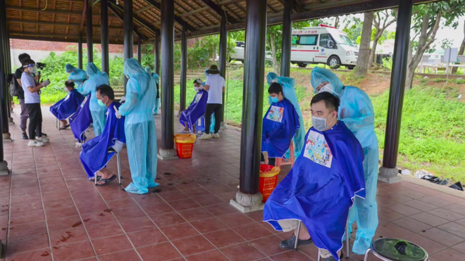 Phụ nữ hiện đại: Khi lòng nhân ái dệt nên vẻ đẹp tâm hồn - Ảnh 2.